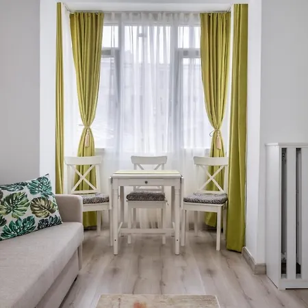 Laroka House Cosy And Modern Apartment Universitate-City Centre Bucharest Exterior photo