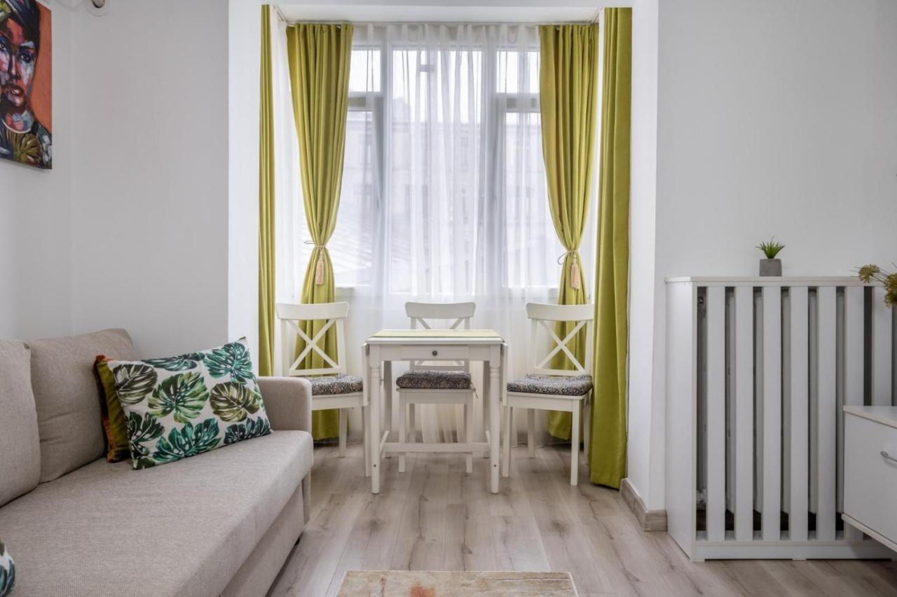Laroka House Cosy And Modern Universitate-city Centre Apartment